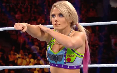 alexa bliss buzz lightyear|Alexa Bliss/Buzz Lightyear : r/WWEGames